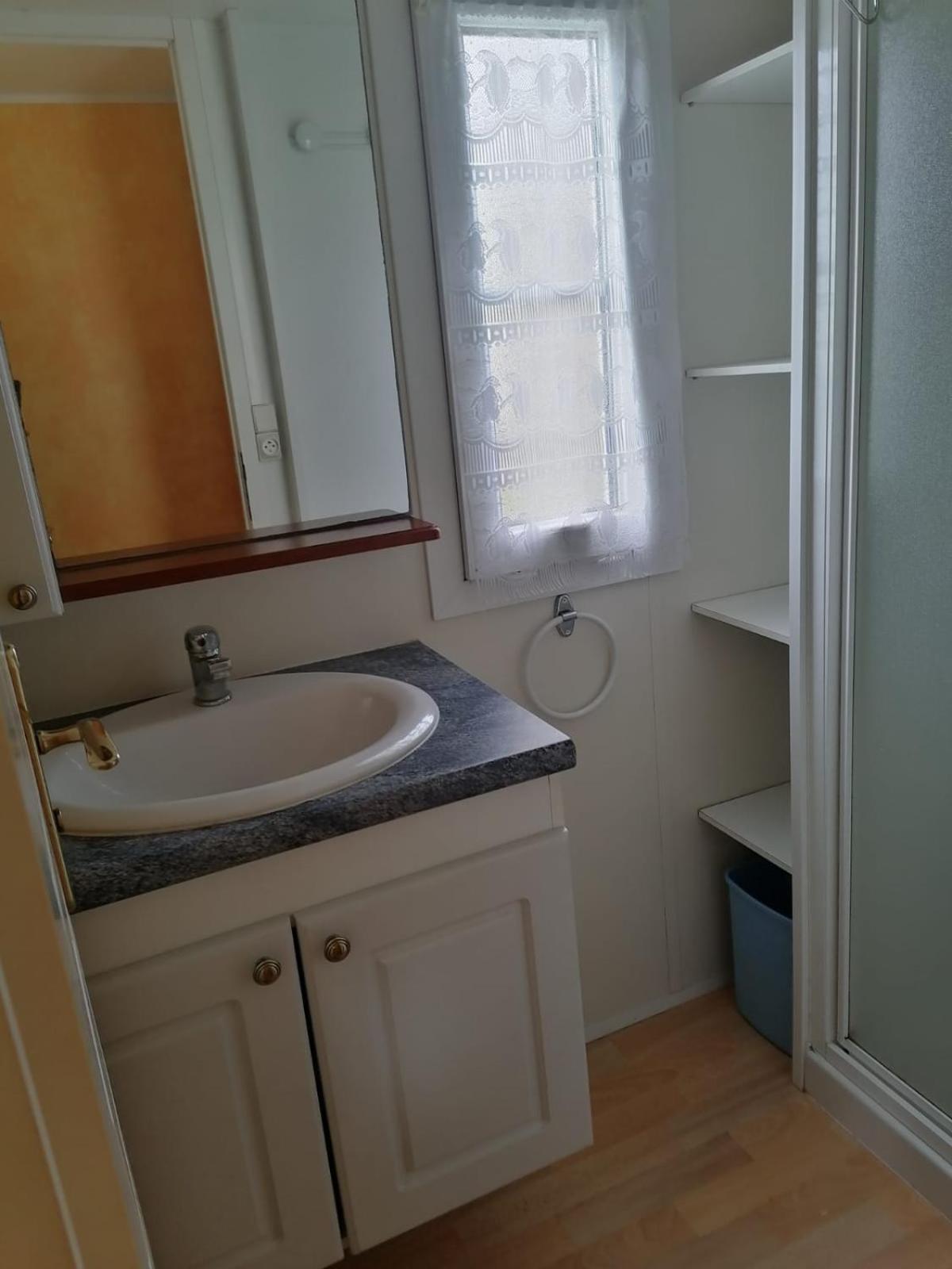 Mobil-Home Dans Camping Municipal Kermaria-Sulard Exterior foto